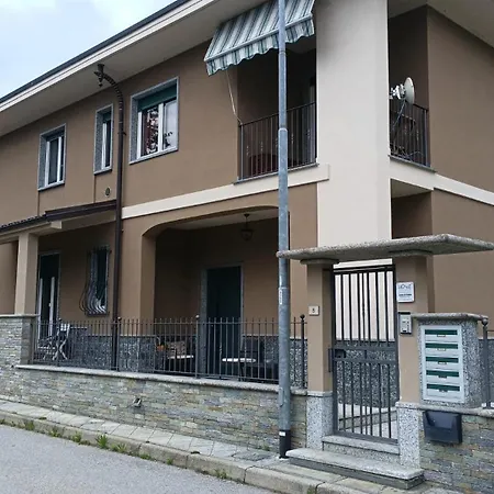 Casa Vittoria 펜션 Crevoladossola